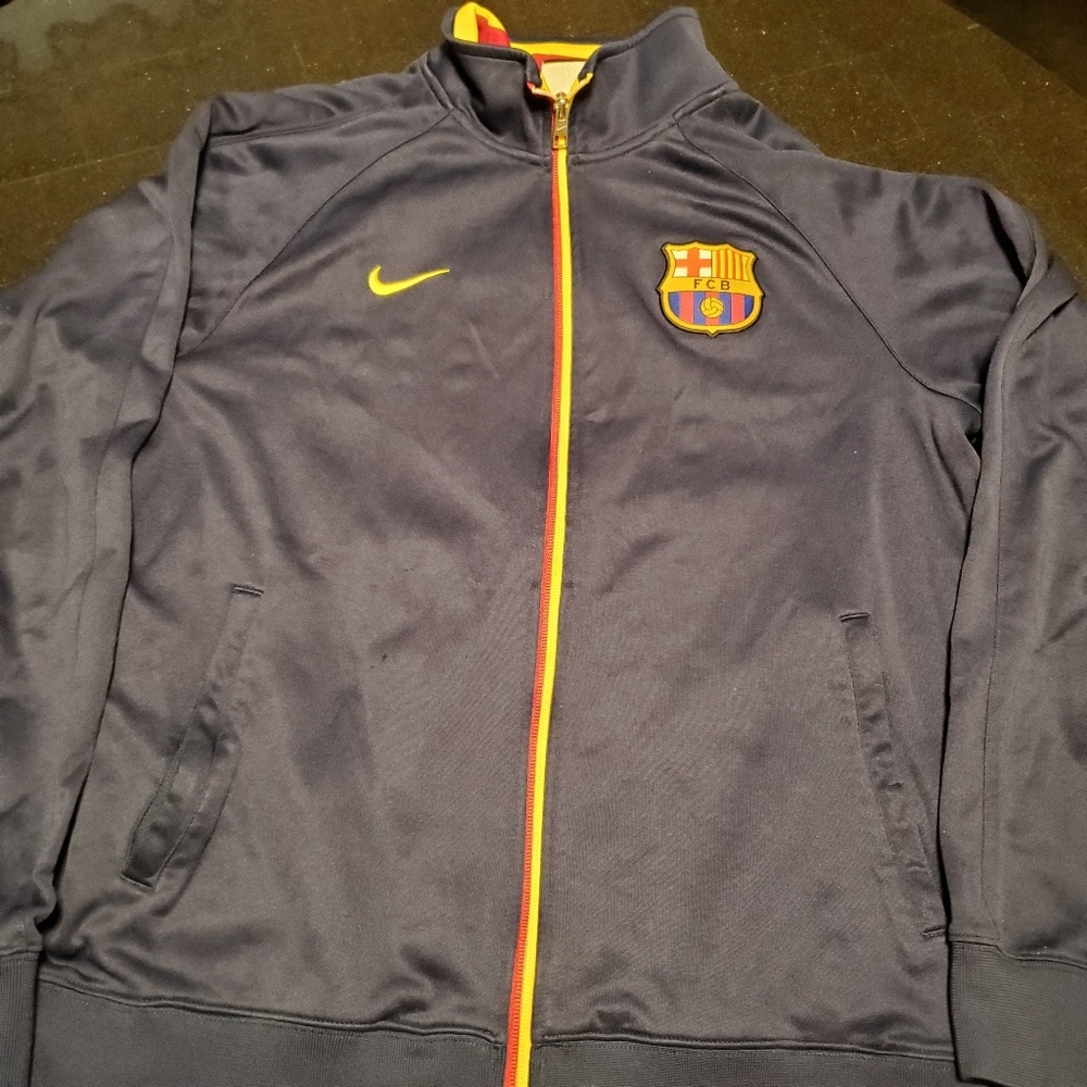Nike zip up